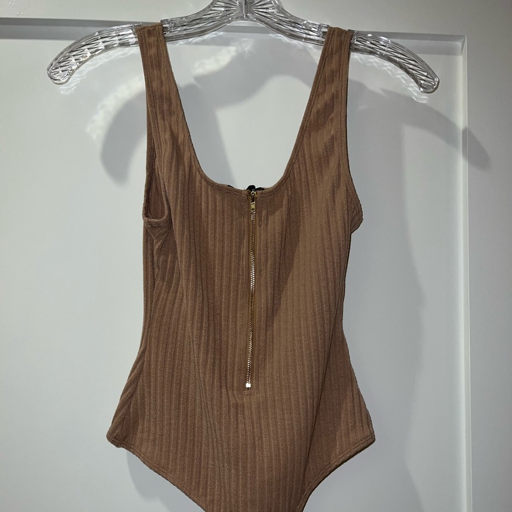 Jlux label bodysuit